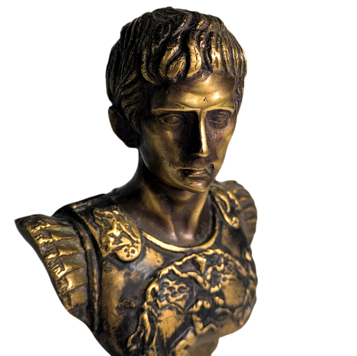 LOTE000526_03-1.png Busto de Julio César sobre base de madera c.1950