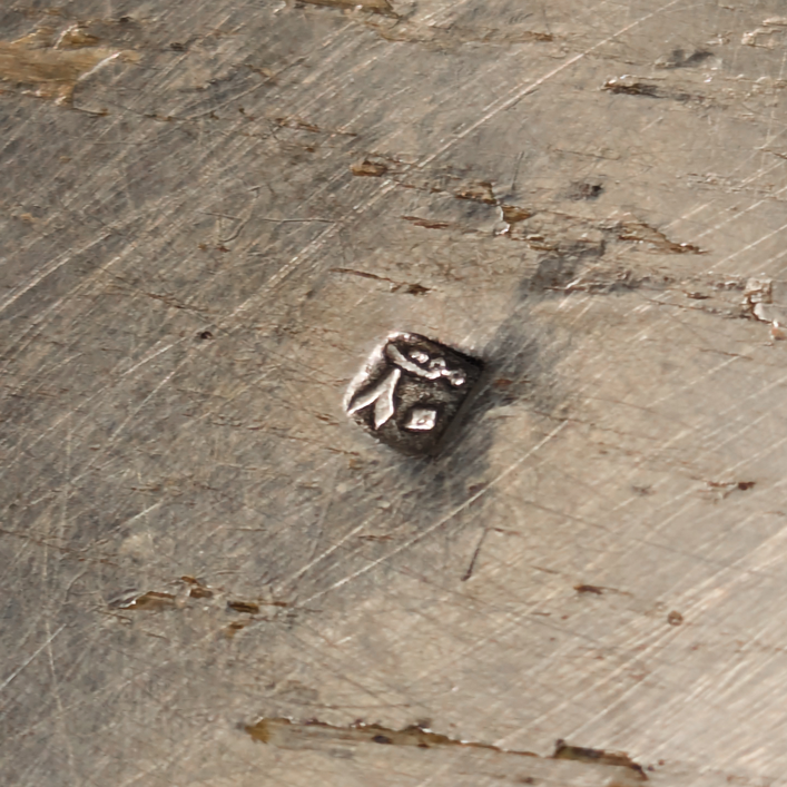 Vasito de plata Egipcia punzonada