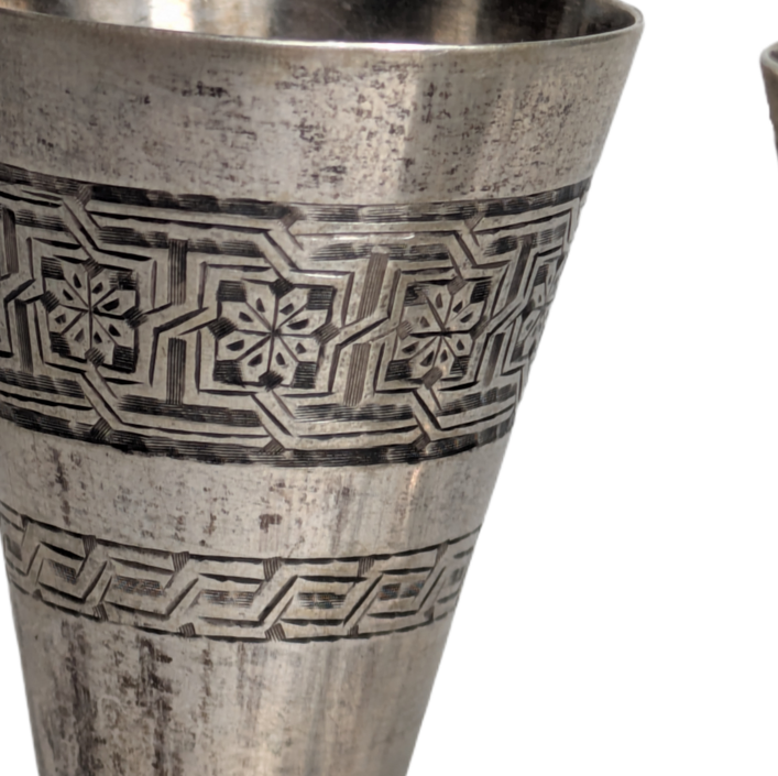 Copas de Licor de Plata Persa Ghalam Zani Dinastía Pahlavi (1940-1960)