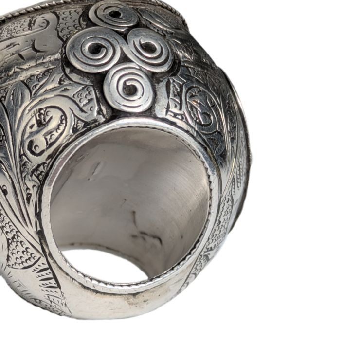 Anillo de Plata y ágata tribal Kuchi, Afganistán