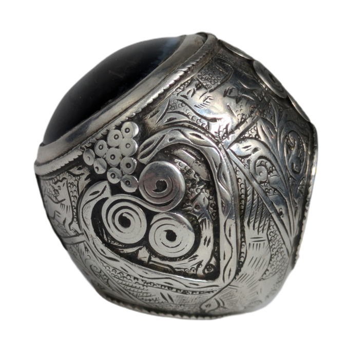 Anillo de Plata y ágata tribal Kuchi, Afganistán