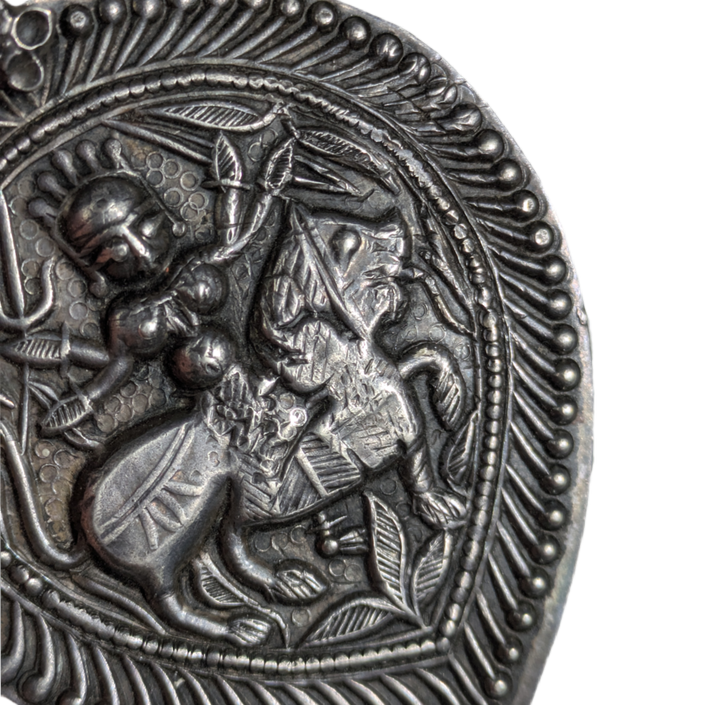 Colgante Amuleto Hindú Diosa Durga, Rajasthan, India c.1900