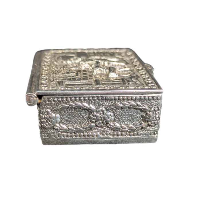 Caja plata Española con Vermeill escena rústica 56g