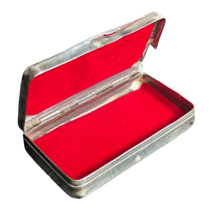 LOTE000586_05-1.png Caja de plata Francesa minerva s.XIX 45g