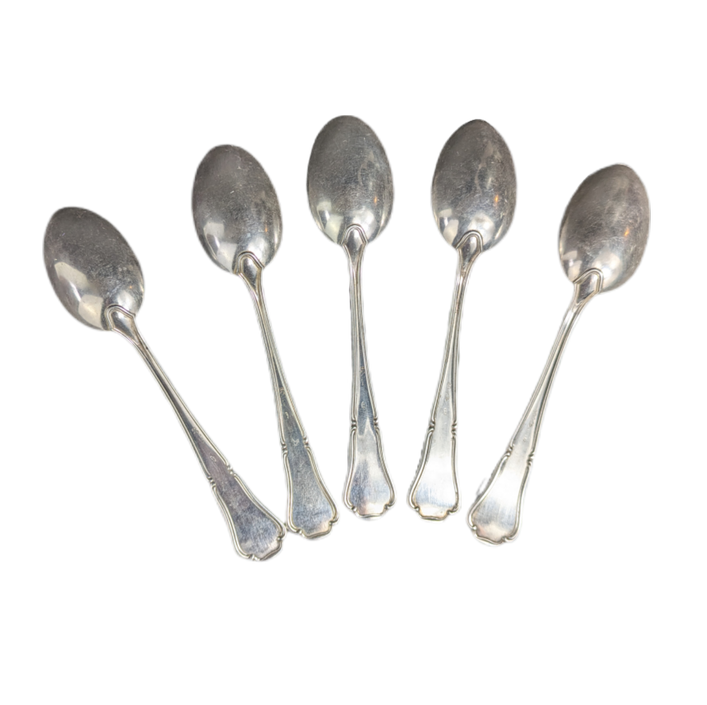 LOTE000596_02-1.png Conjunto 5 cucharas de postre de plata 75g