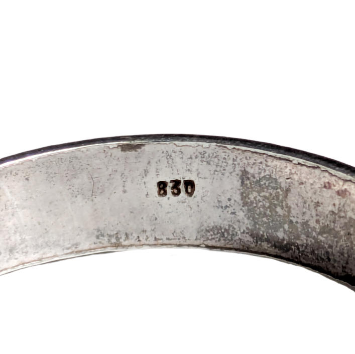 LOTE000599_03-1.png Anillo de plata signos del zodiaco, Noruega, punzón 830