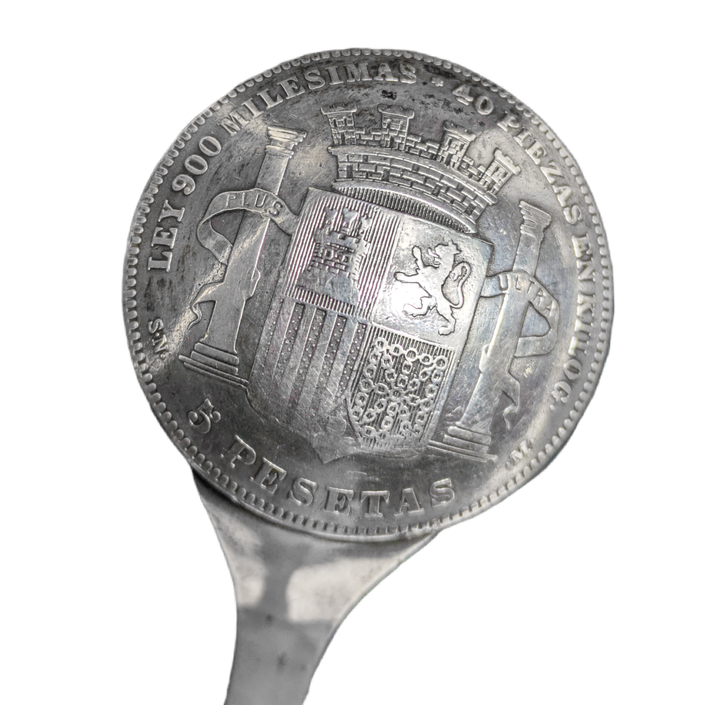 LOTE000613_02-1.png Cuchara de plata hecha con monedas Españolas del 1870 32g