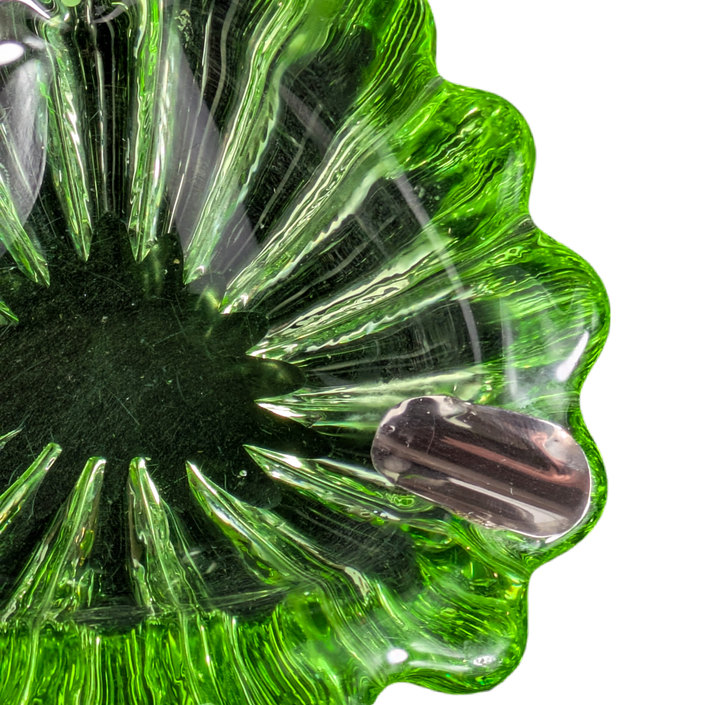 LOTE000620_05-1.png Cenicero de vidrio de Uranio y plata 925 española