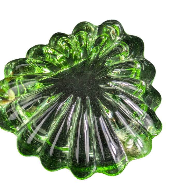 LOTE000620_08-1.png Cenicero de vidrio de Uranio y plata 925 española