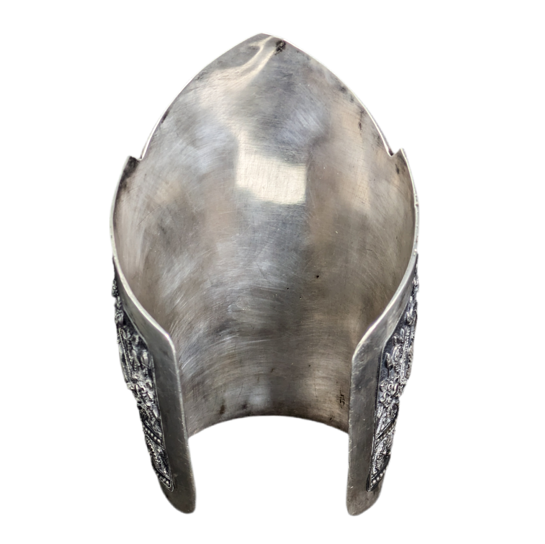 Brazalete de plata repujada Siam, Tailandia c.1940 118g