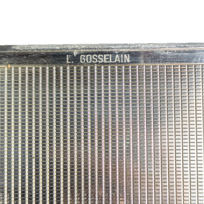 Caja de plata con motivo de lineas diagonales 195g