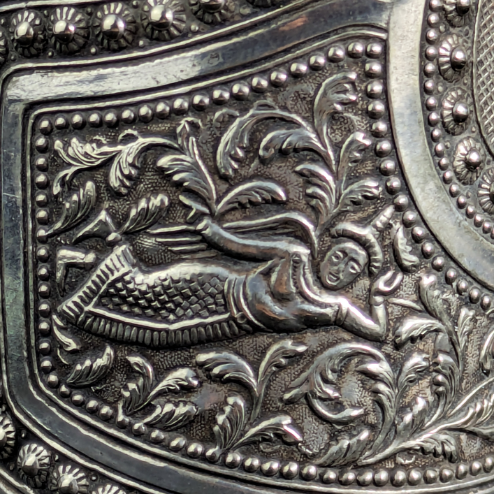 Brazalete plateado de Siam, Tailandia c.1940