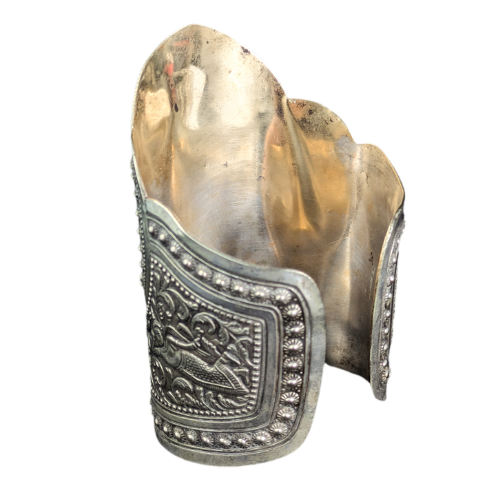 Brazalete plateado de Siam, Tailandia c.1940