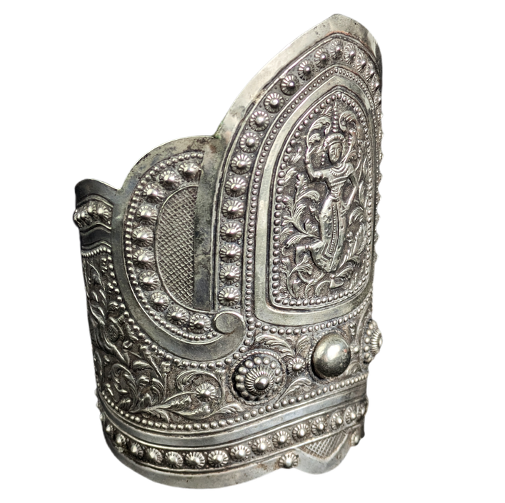 Brazalete plateado de Siam, Tailandia c.1940