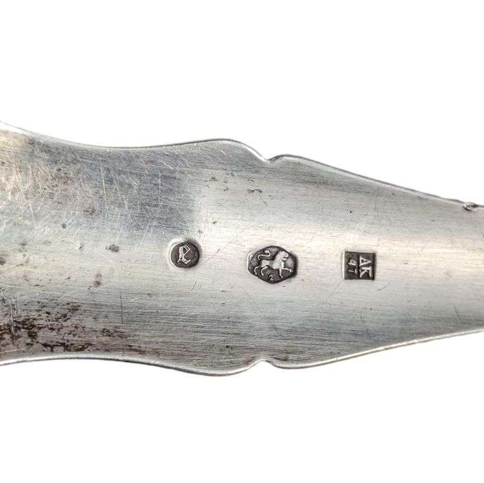 Cuchara tamizadora de azúcar de plata Holandesa Biedermeier