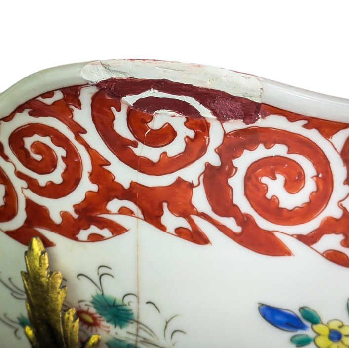 LOTE000736_06-1.png Cuenco porcelana sobre bronce francés s.XIX