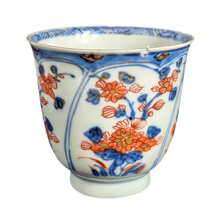 LOTE000748_02-1.png Taza de té Imari China periodo Qianlong (1736-1795)