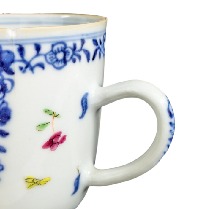 LOTE000750_06-1.png Taza de té China periodo Qianlong (1736-1795)