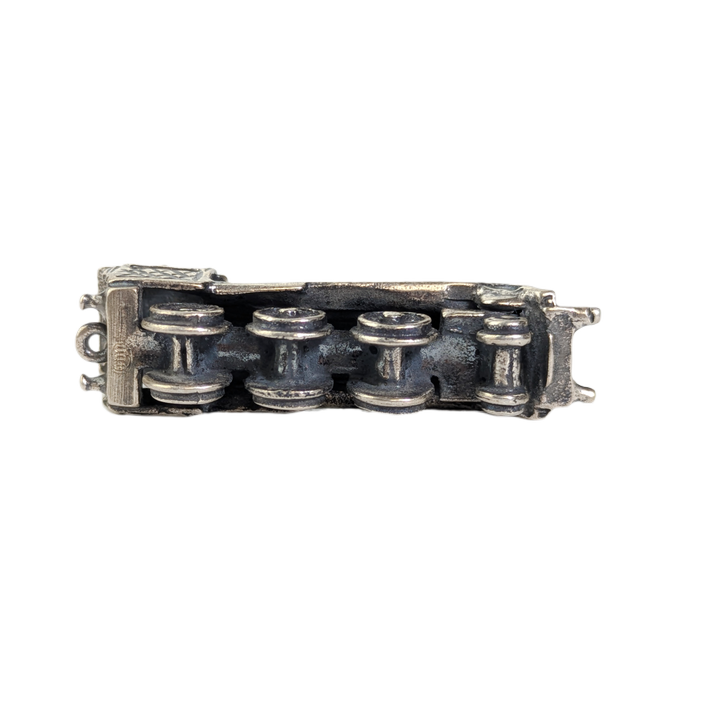LOTE000758_04-1.png Colgante de Locomotora Miniatura Plata