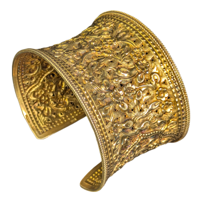 LOTE000777_02-1.png Brazalete de plata Yanes bañado en oro