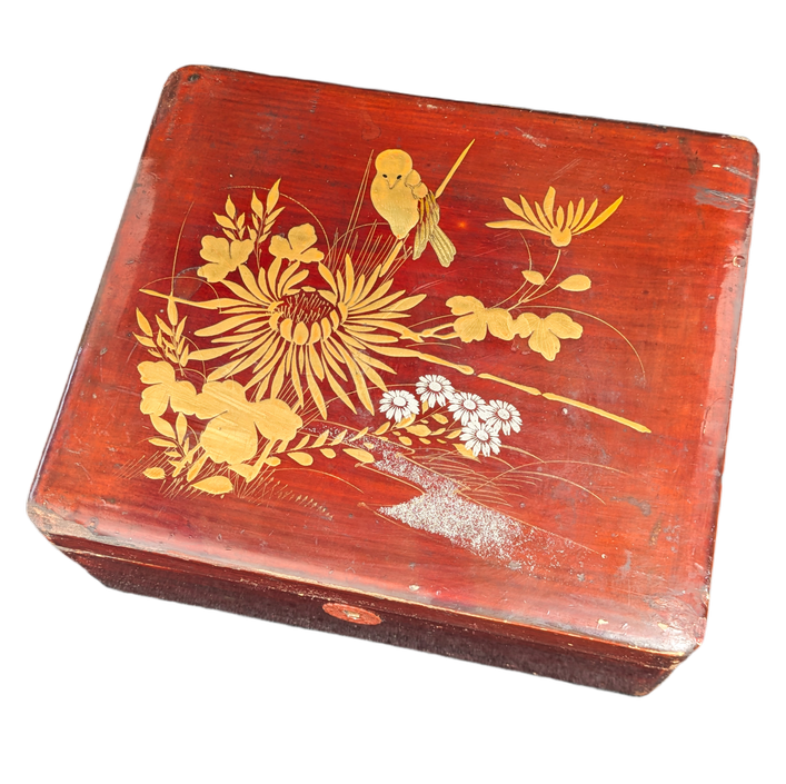 Caja Laca Japonesa periodo Meiji (1868-1911)