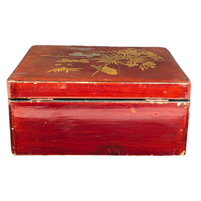 LOTE000778_02-1.png Caja Laca Japonesa periodo Meiji (1868-1911)