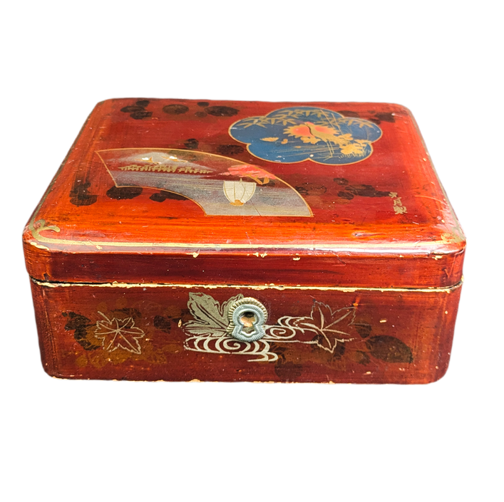 LOTE000780_02-1.png Caja Laca Japonesa periodo Meiji (1868-1911)