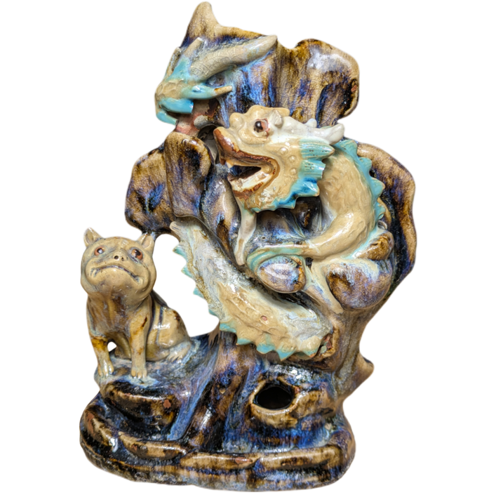 Figura de Shiwan, Cantón, Dragón atravesando roca finales s.XIX