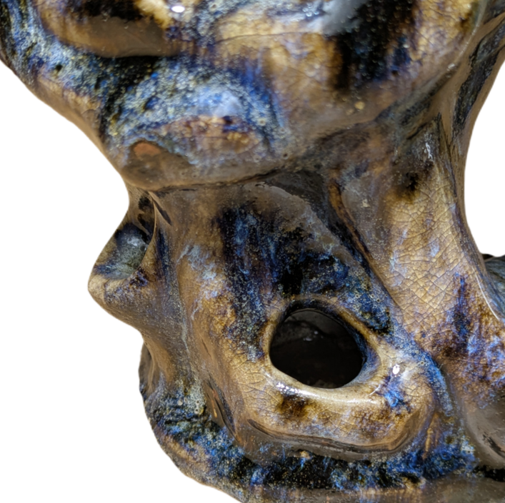 LOTE000784_09-1.png Figura de Shiwan, Cantón, Dragón atravesando roca finales s.XIX