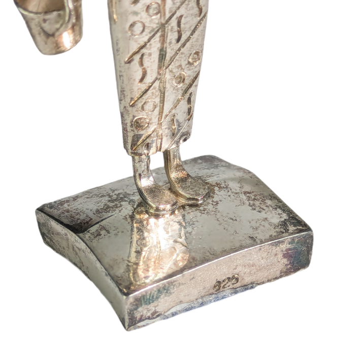 Figura de Camarera Transportando Vino en plata de exportación de Indonesia