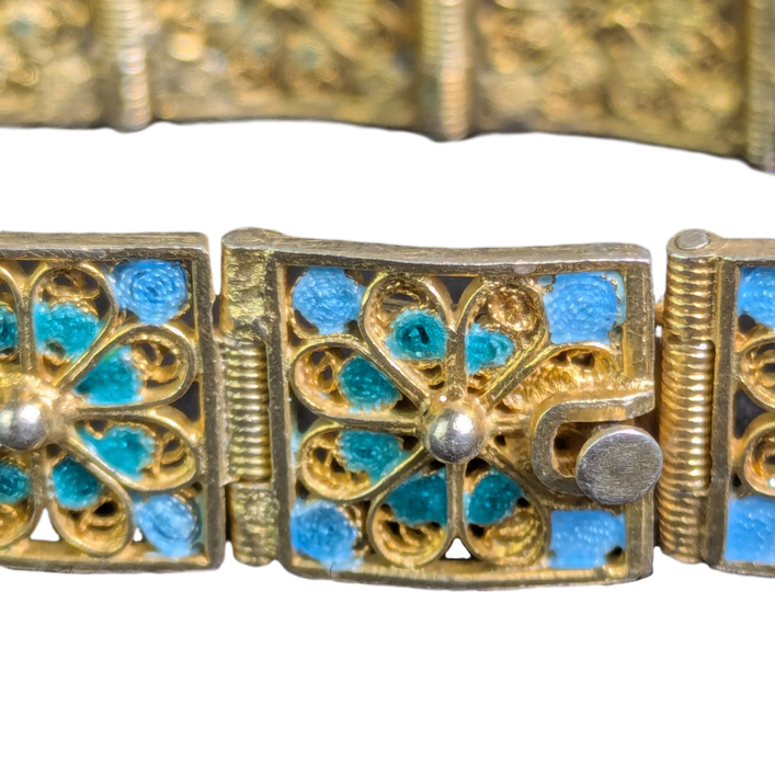 LOTE000800_02-1.png Brazalete de plata Italiana de Génova con vermeill y esmaltes c.1900