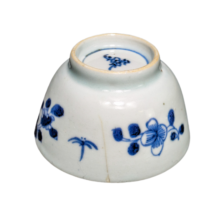LOTE000827_03-1.png Taza Para té periodo Kangxi (1662-1722)